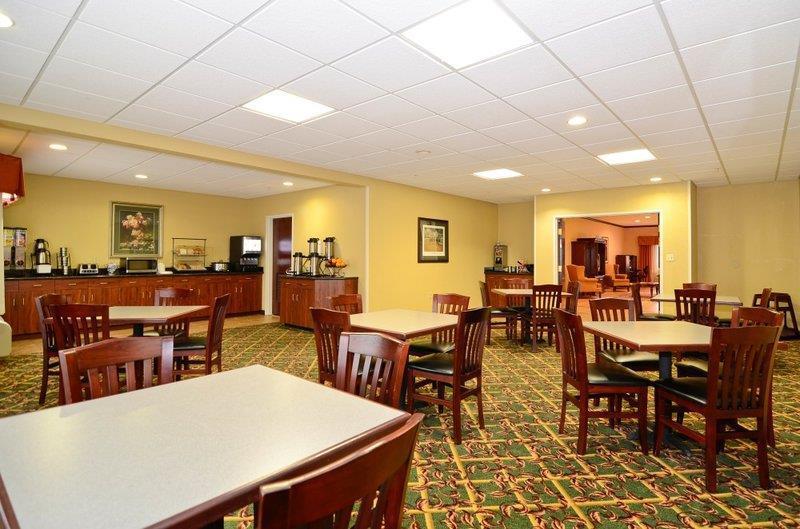 Best Western Lawrenceburg Inn Restaurace fotografie